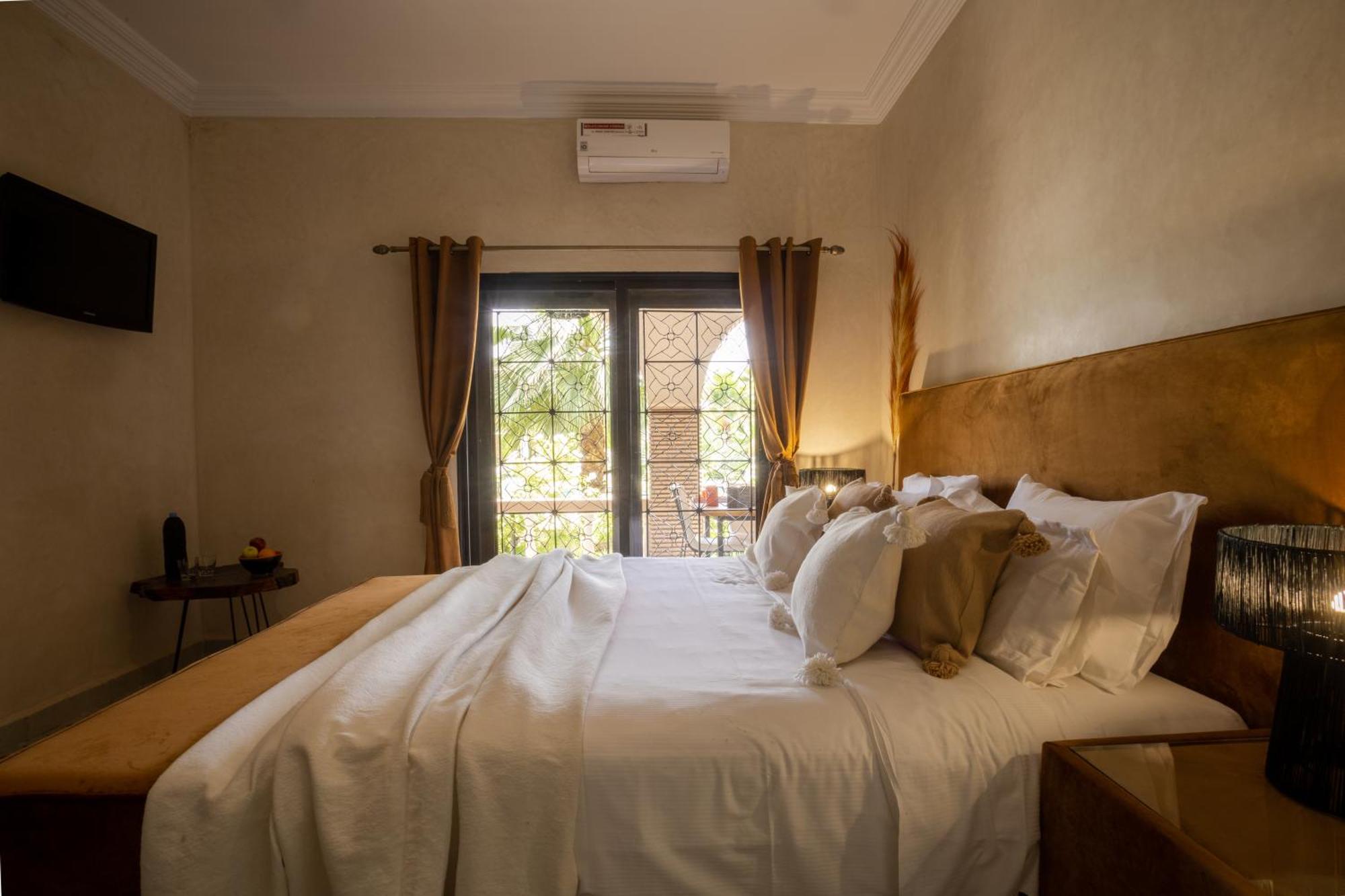 Just V Hotel & Spa Ouled Hassoune Exteriör bild